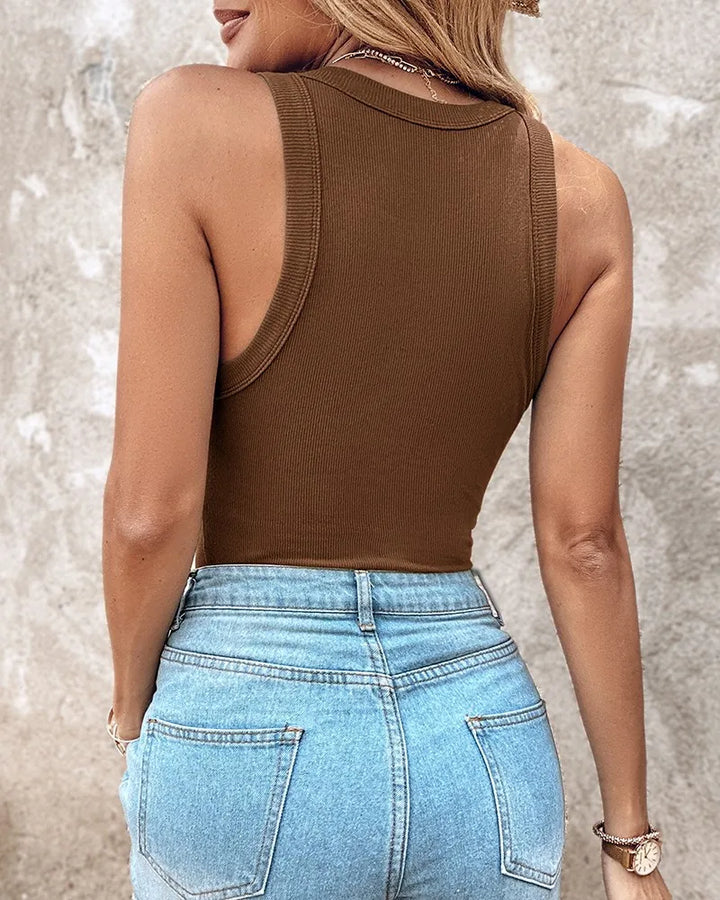 Ribbed Racerback Tank Top – Your All-Season Style Essential